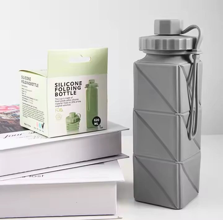 Eco-Friendly 620 ML Collapsible BPA-Free Silicone Water Bottle Square Portable Outdoor Sports